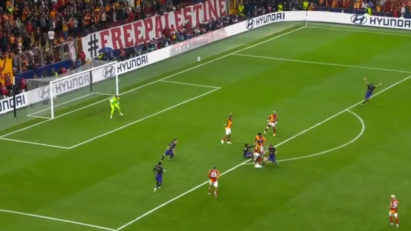 ¿No hubo offside en el gol de João Cancelo en Galatasaray – Barcelona?