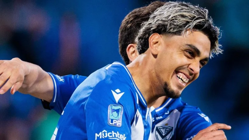 Ronaldo Martínez marcó la ley con Vélez a Platense
