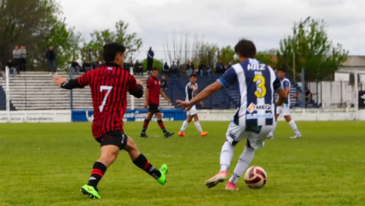 El Linqueño y Douglas Haig empataron sin goles