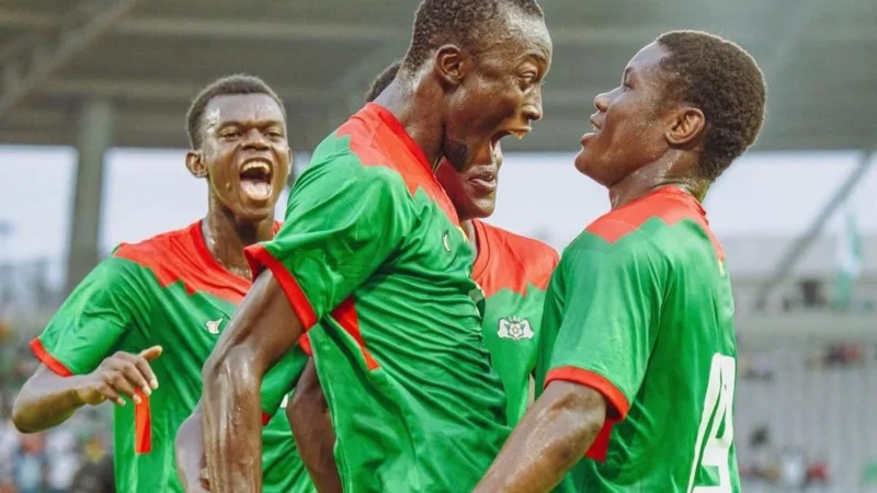 Burkina Faso aterrizó recién en Buenos Aires para jugar con Argentina