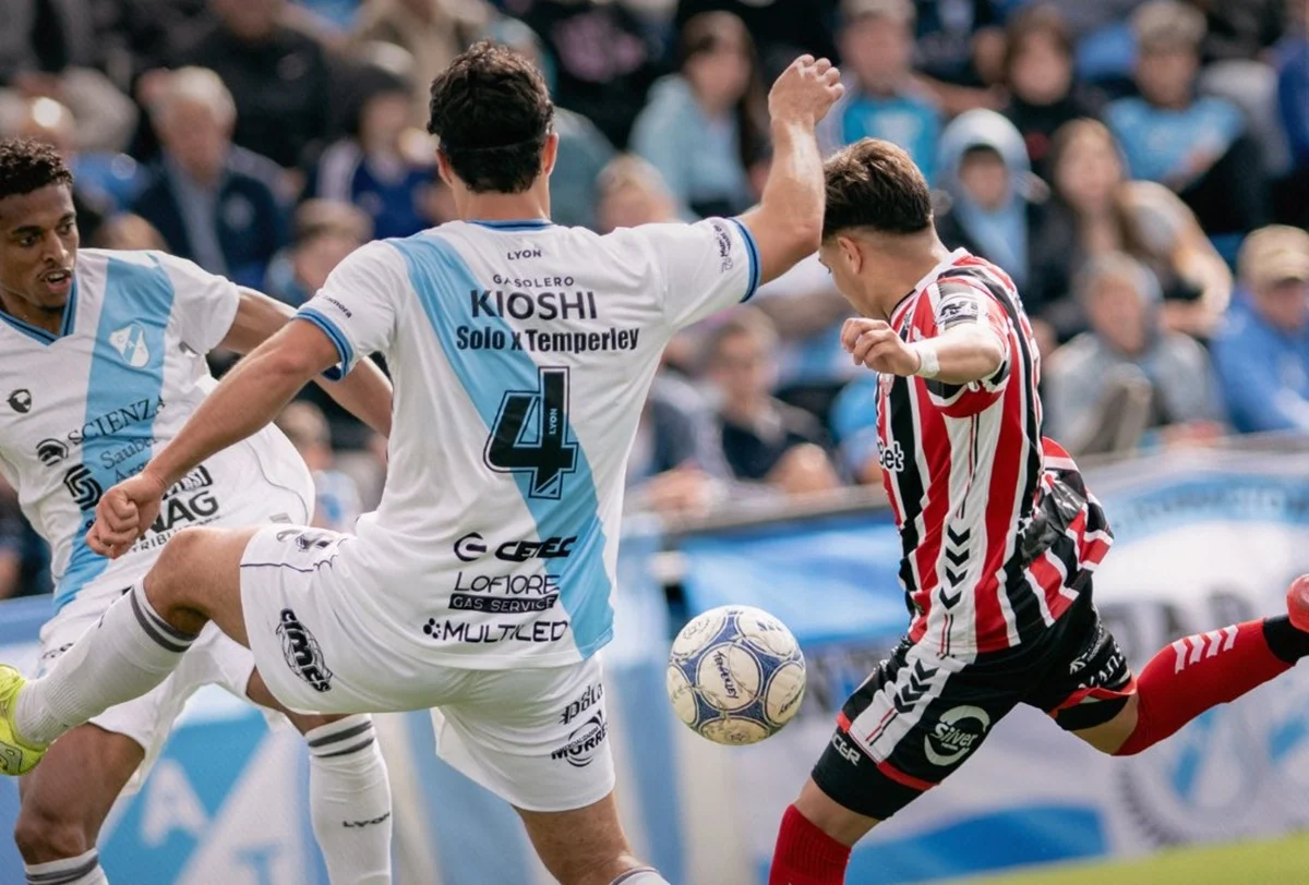 Chacarita arruinó a Temperley y logró un triunfo más que soñado