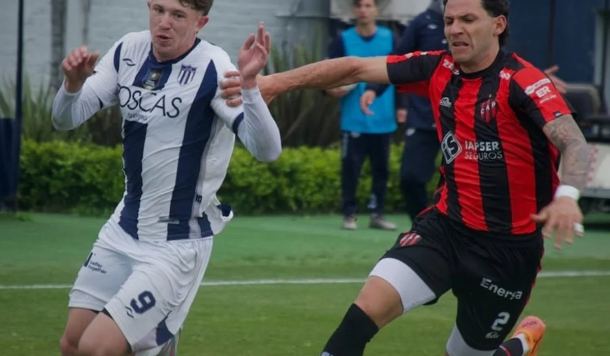 Tristán Suárez mantuvo la cima y complicó a Patronato con el descenso