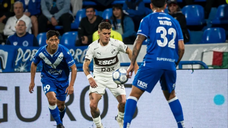 Vélez y Platense empataron en un partido muy intenso