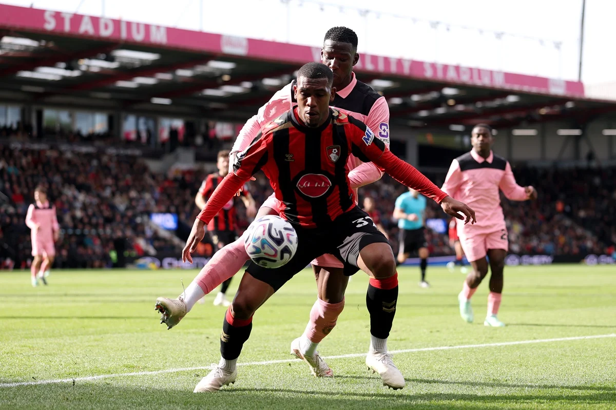 Bournemouth hundió más a Sunderland en la zona baja de Premier League