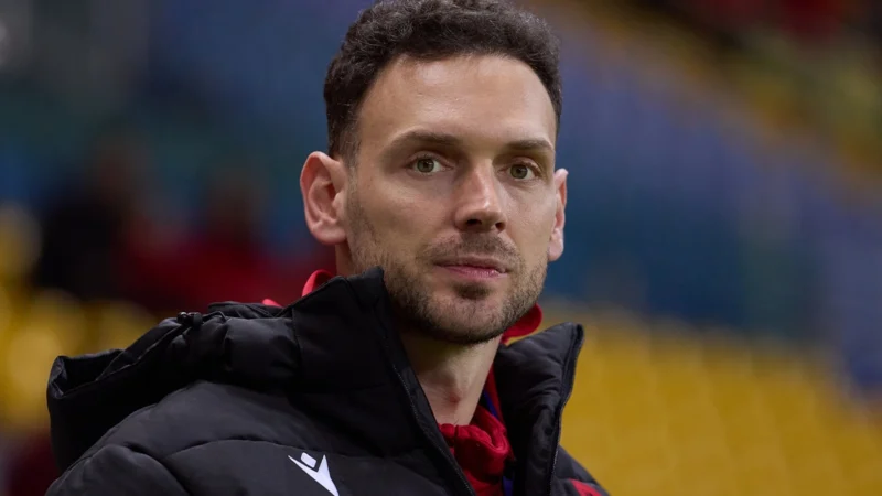 Insólita y precoz expulsión de un ex arquero de Lazio en la UEFA Nations League