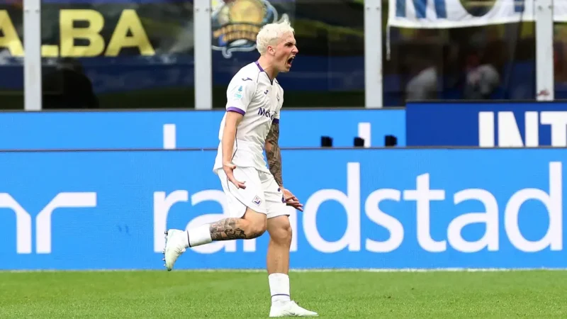 Fiorentina da el golpe ante Inter con un espectacular golazo de Álex Jiménez