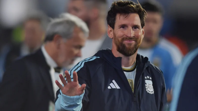 Lionel Messi extendió su adiós con palabras para su familia, cuerpos técnicos y Diego Maradona