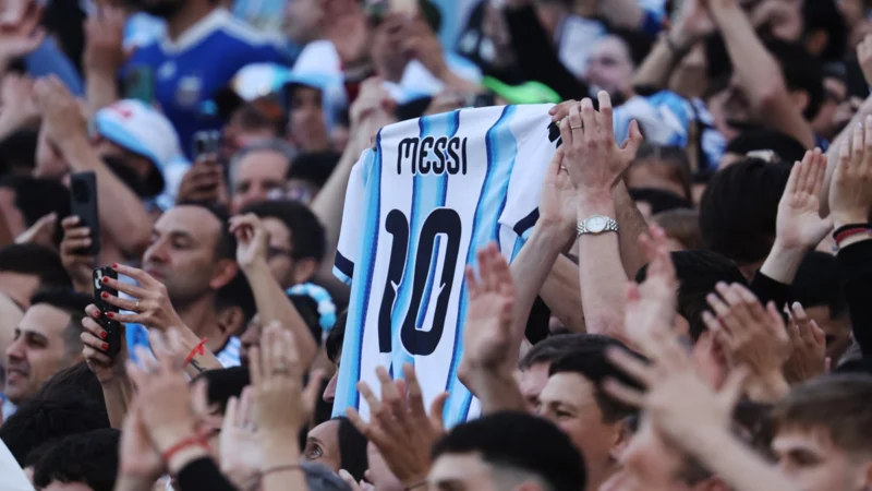 Lionel Messi ya llegó al Monumental para su despedida con Argentina