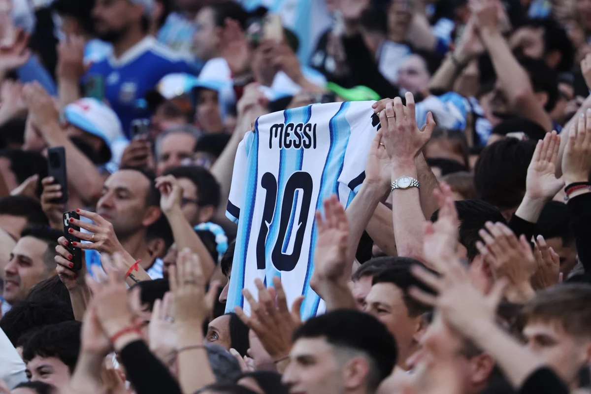 Lionel Messi ya llegó al Monumental para su despedida con Argentina