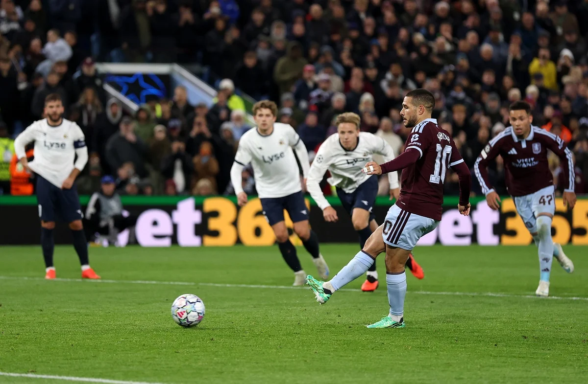 Aston Villa venció al Viking y es uno de los líderes en Champions League