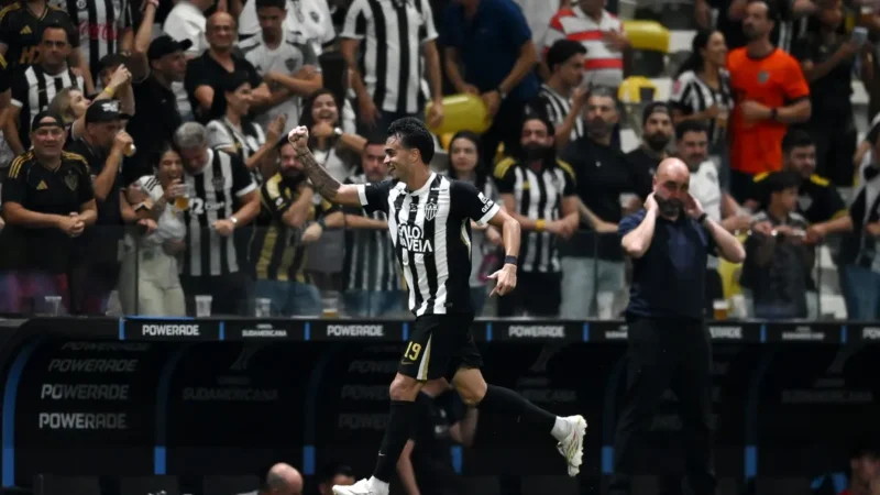 Atlético Mineiro goleó a City Torque y quedó a un paso de la final de la Copa Sudamericana