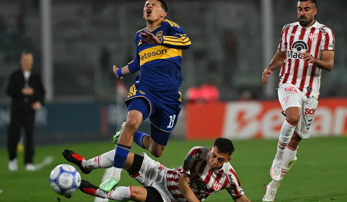 Boca rescató un empate ante Instituto en Córdoba y encendió las alarmas por Paredes