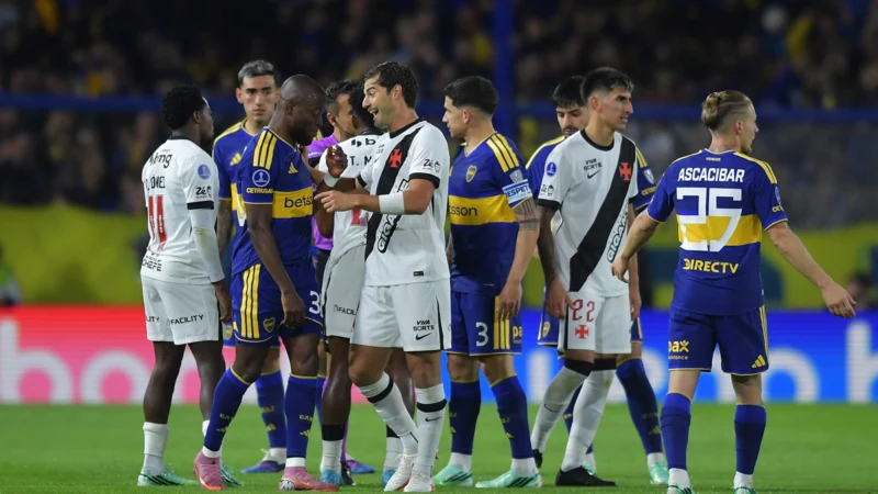Vasco logró un triunfazo en La Bombonera y complicó la serie de Sudamericana para Boca, que mereció algo más