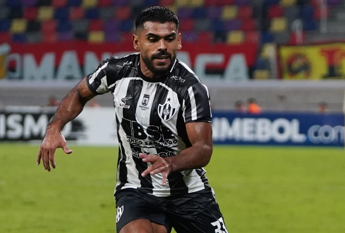 Santiago Moyano salió lesionado en Riestra – Central Córdoba