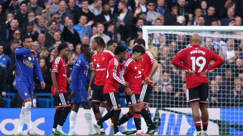 Infantil penal y roja de Lisandro Martínez en Chelsea – Manchester United