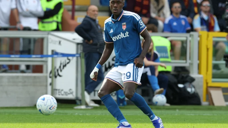 Chalobah salió lesionado en Como y encendió las alarmas