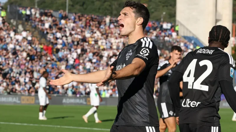 Un doblete de Anastasios Douvikas mantiene al Como en racha: 2-0 ante Sassuolo