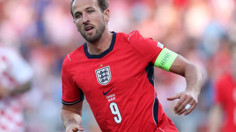 Harry Kane estiró su imparable racha goleadora con otro tanto para Inglaterra en la Nations League
