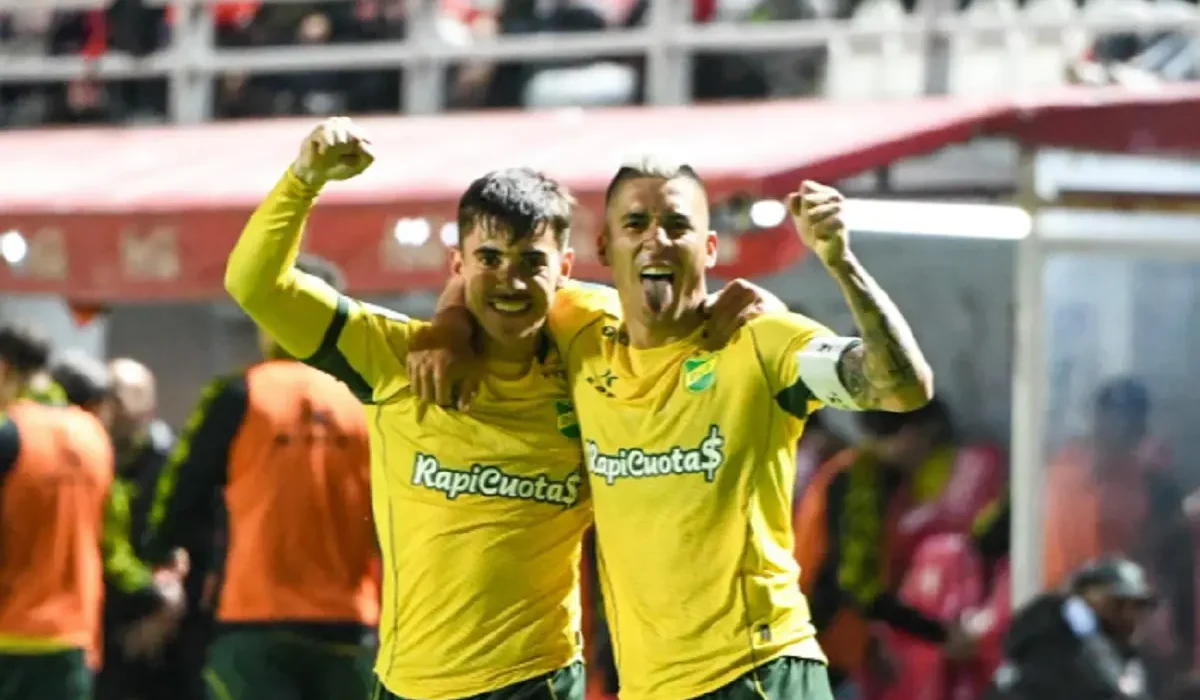 Ráfaga de goles de Defensa y Justicia en Santa Fe: 2-0 en dos minutos ante Unión