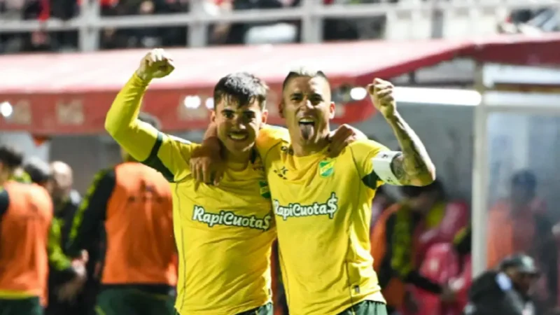 Ráfaga de goles de Defensa y Justicia en Santa Fe: 2-0 en dos minutos ante Unión