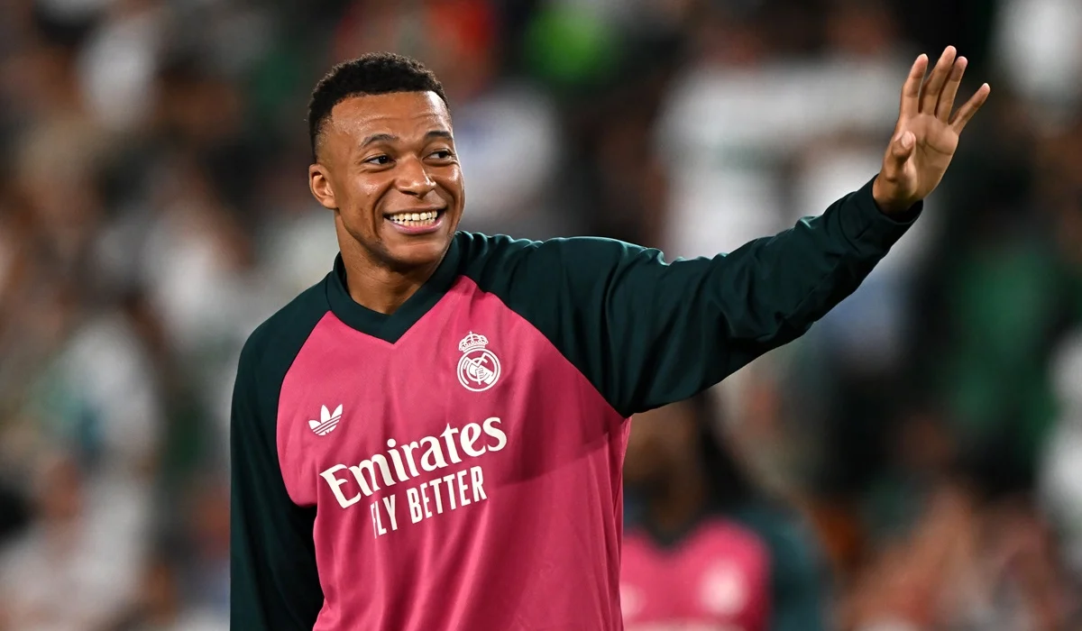 Mbappé entrenó con el Real Madrid a 10 días de su lesión con Francia