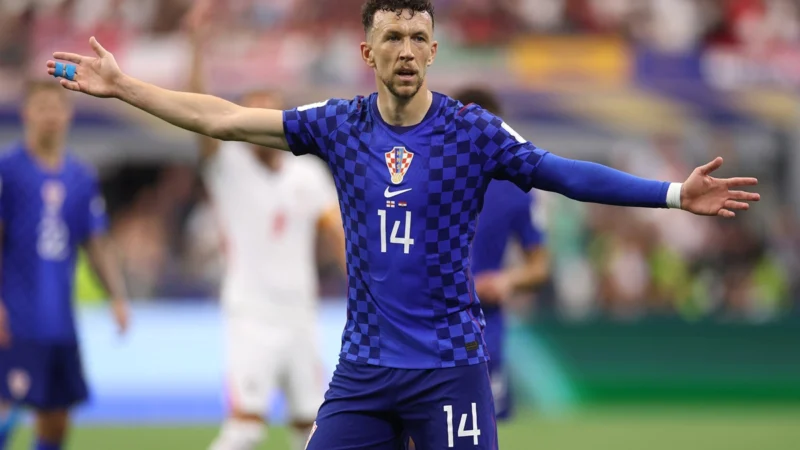 Croacia baila a España en el primer tiempo de Nations League