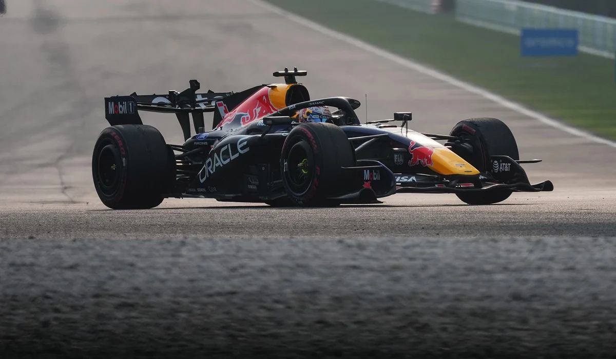 Max Verstappen volvió al triunfo y ganó en Bahrein