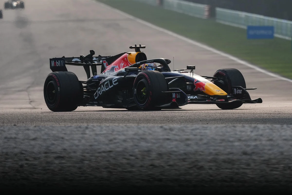 Max Verstappen volvió al triunfo y ganó en Bahrein