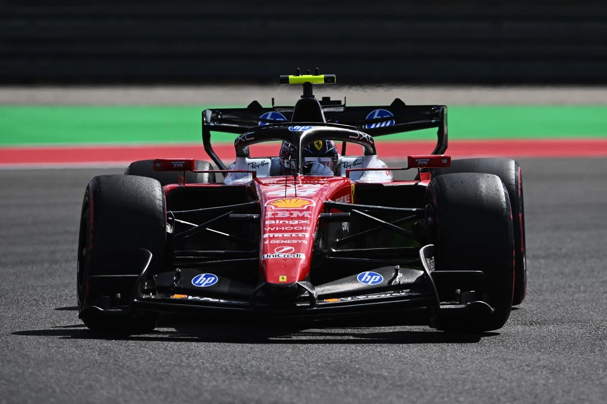 Hamilton dominó la práctica del sábado y Ferrari estiró su buen momento
