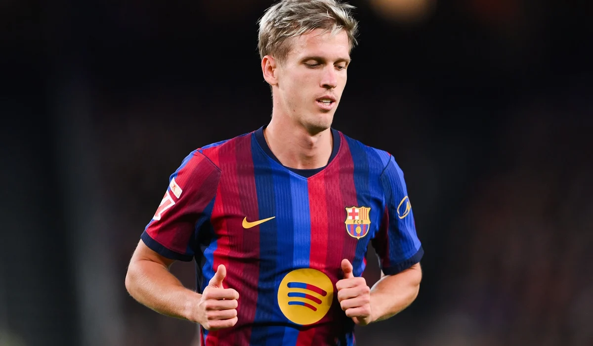 Dani Olmo sufrió una lesión ante PSG y alarmó al Barcelona