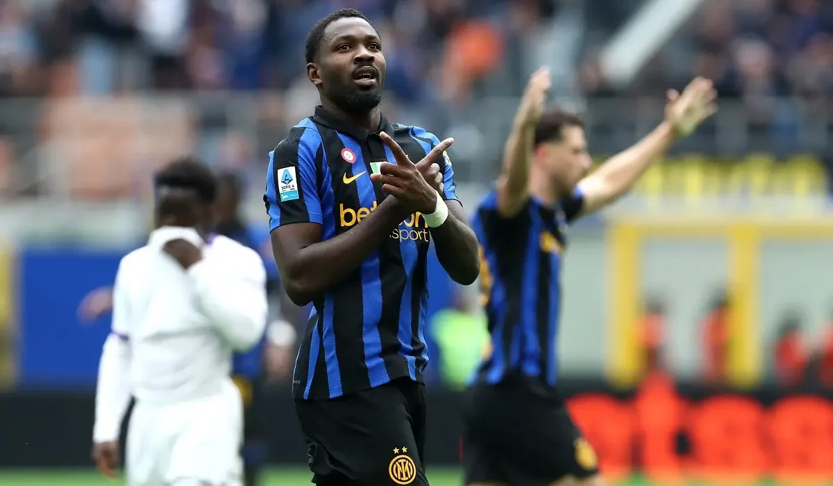 Inter logró un triunfo milagroso ante Fiorentina con dos goles en el descuento y sigue en la cima de la Serie A
