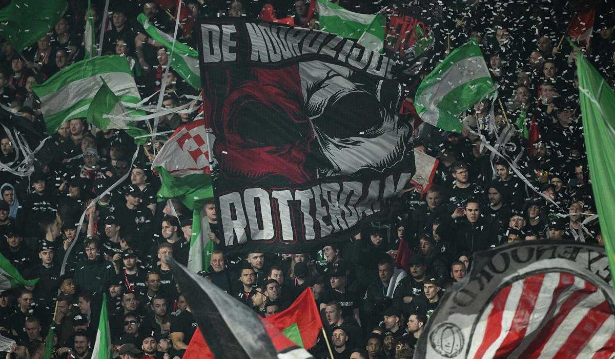 Ultras del Feyenoord generaron disturbios en Sevilla