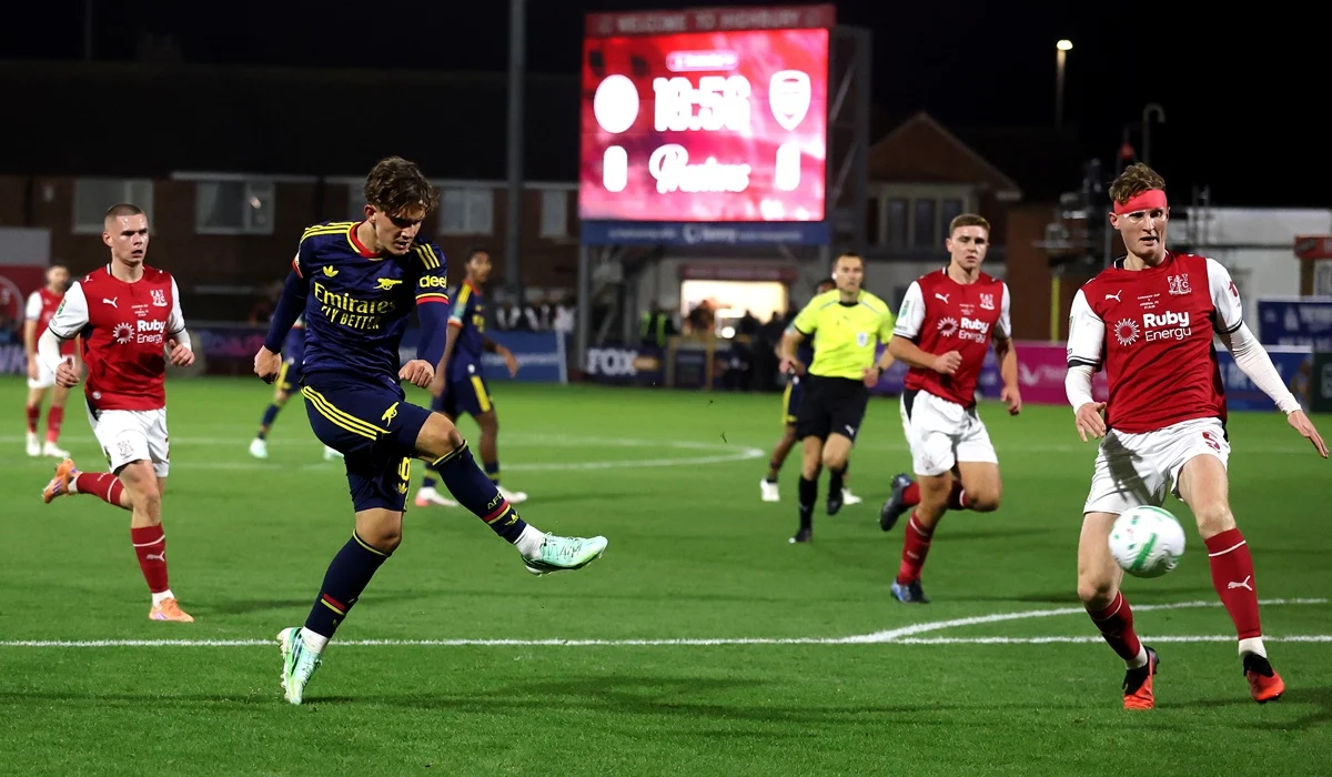 Fleetwood Town dio el batacazo y eliminó al Arsenal por penales