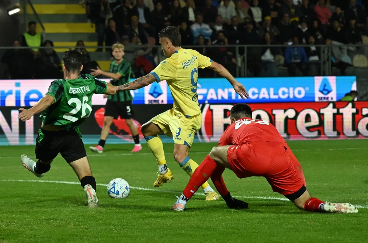Frosinone le ganó un partidazo a Sassuolo con show de Raimondo