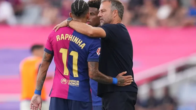 Hansi Flick y la lesión de Raphinha: «No se ve algo grave pero no jugará ante Getafe ni Galatasaray»