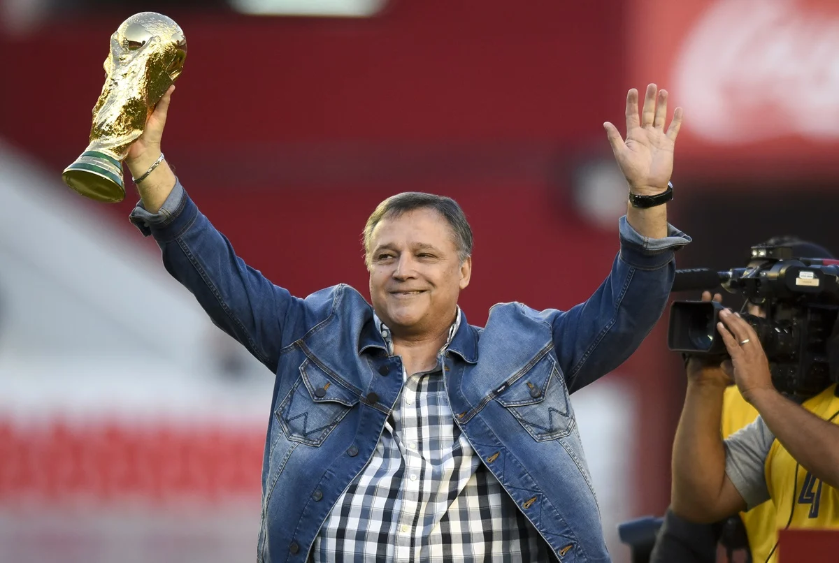 Daniel Bertoni se bajó y no será candidato a presidente de Independiente