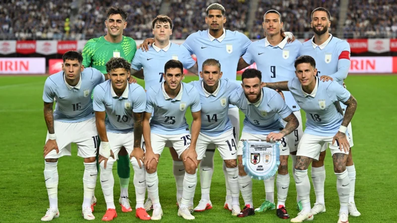 Diego Forlán citó 42 jugadores para los próximos partidos de Uruguay