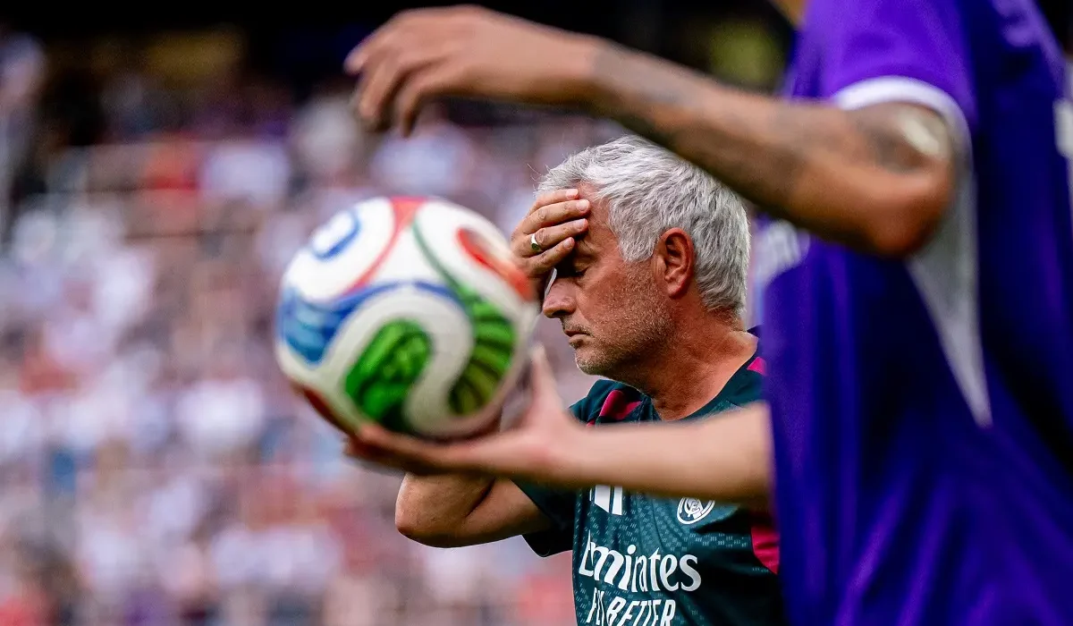 Mourinho ironizó sobre el caso City: “Tenemos que tener la suerte de seguir aquí para una sentencia definitiva”