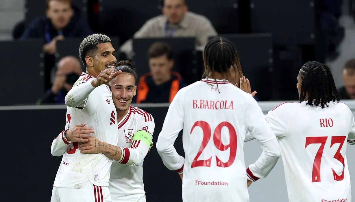 Ronald Araújo metió su primer gol con la camiseta de Liverpool