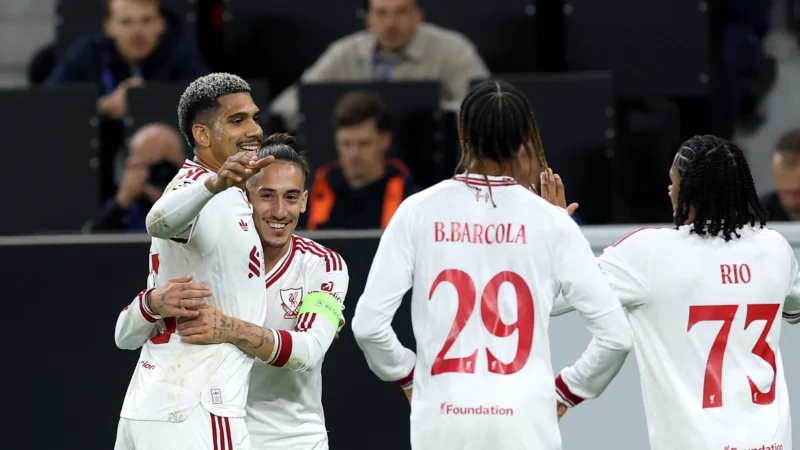 Ronald Araújo metió su primer gol con la camiseta de Liverpool
