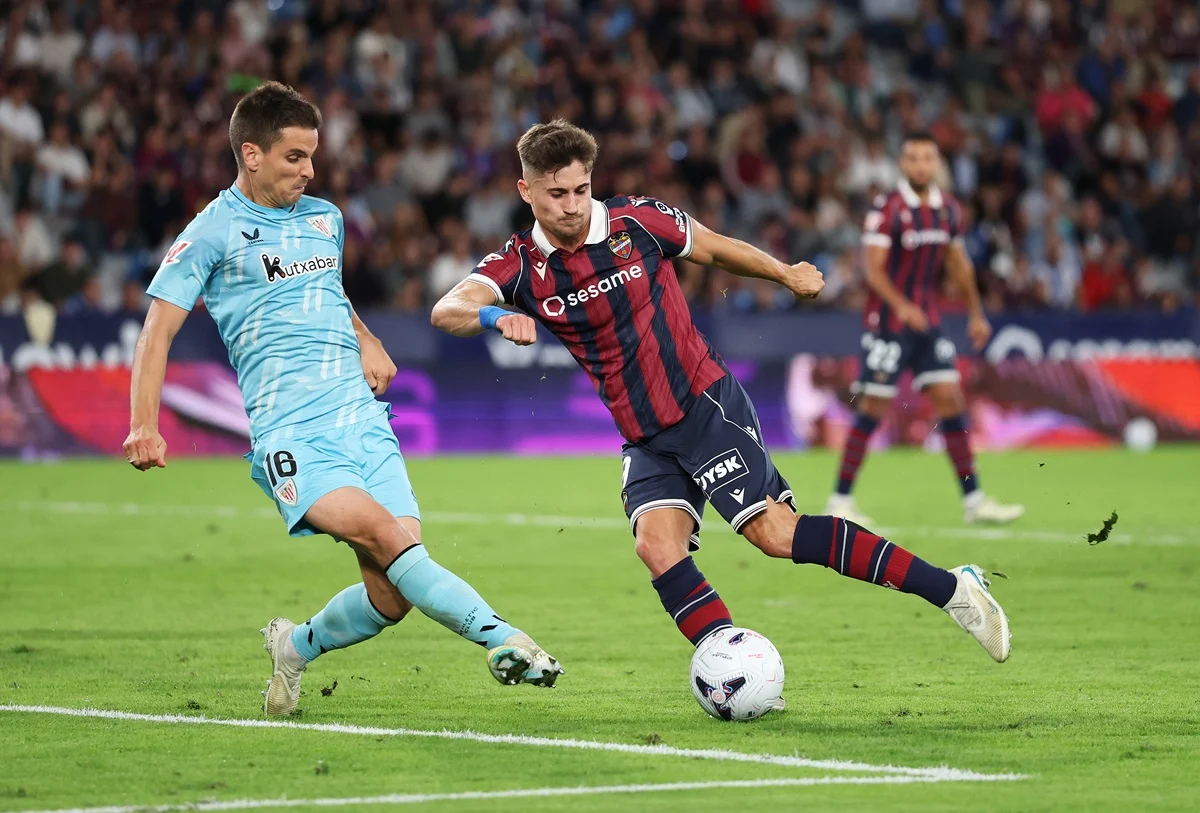 Levante pegó en una ráfaga de Roger Brugué y derrotó al Athletic de Bilbao