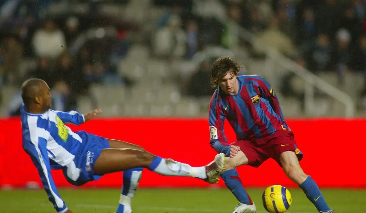 Se cumplen 22 años del debut oficial de Lionel Messi con Barcelona