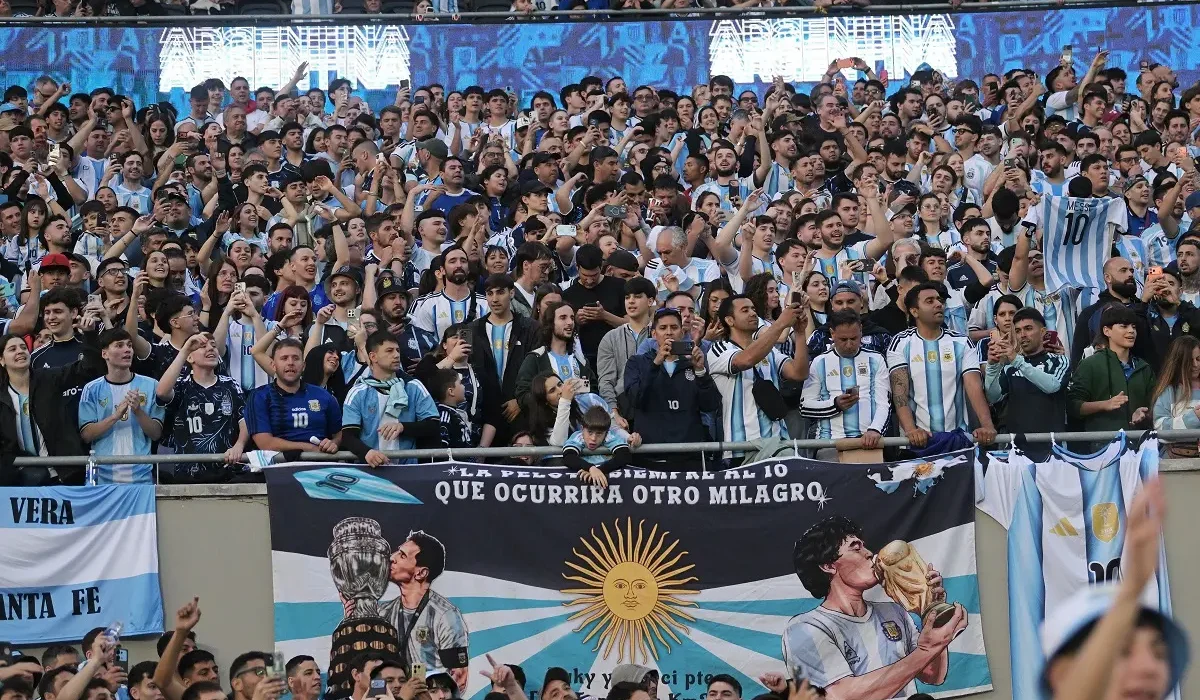 Lleno total en el Monumental para Argentina-Benín en la despedida de Messi