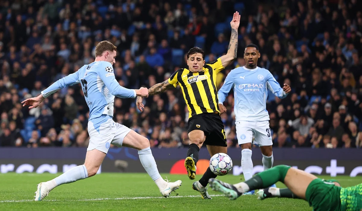 Elliot Anderson se estrenó en redes de Champions League con su primer gol para Manchester City