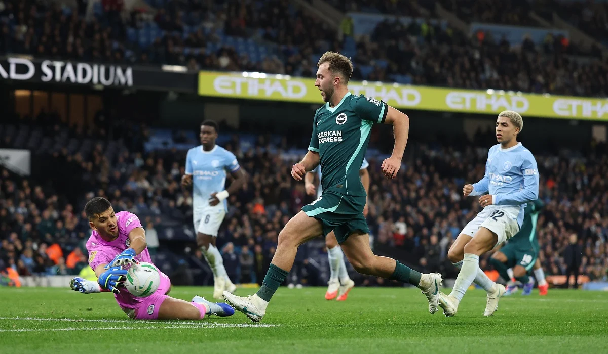 Gerónimo Rulli se lució en los penales y Manchester City avanzó en EFL Cup
