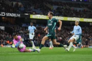 Gerónimo Rulli se lució en los penales y Manchester City avanzó en EFL Cup