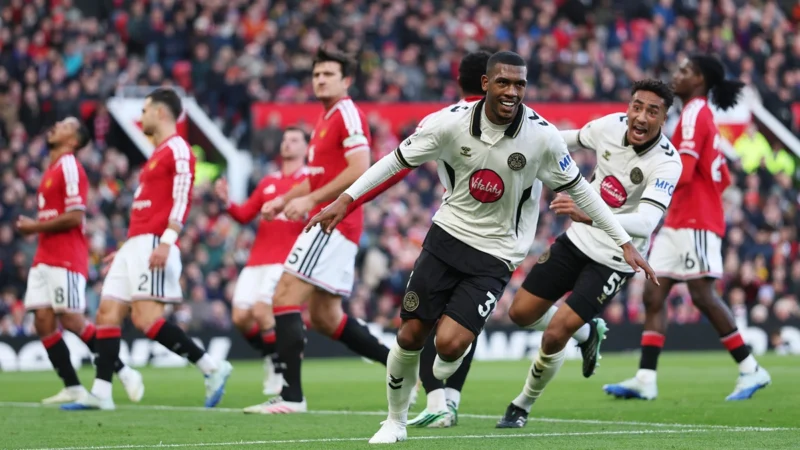Manchester United fue humillado por Bournemouth y Michael Carrick pende de un hilo