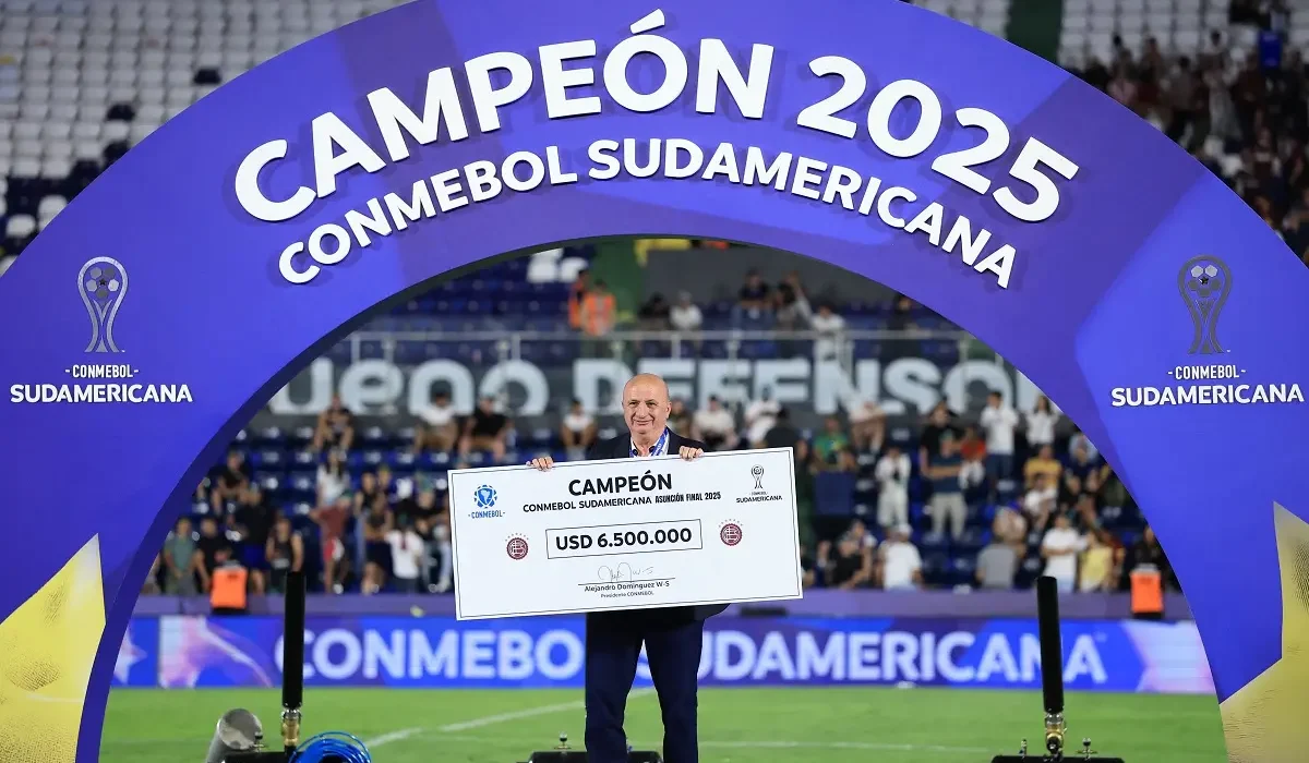 Nicolás Russo cruzó a Tagliafico y defendió al Fútbol Argentino: «No veo factible que baje la cantidad de equipos»
