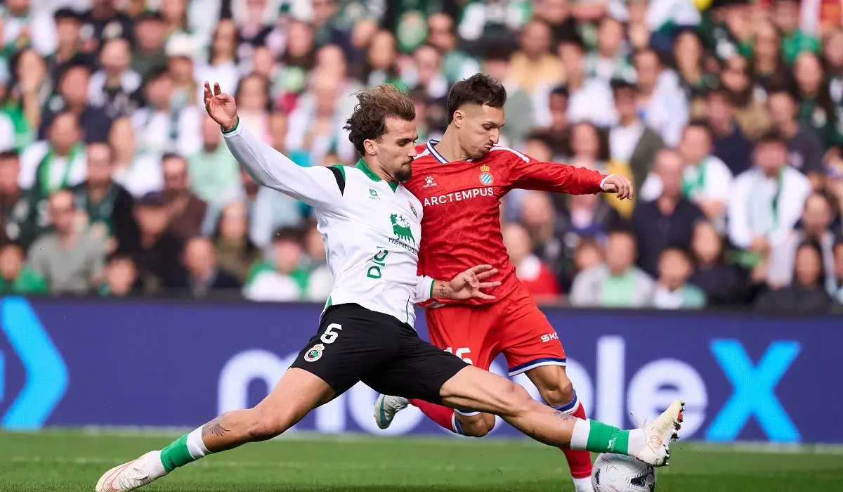 Racing de Santander se lo dio vuelta al Espanyol y se alejó de la parte baja de La Liga