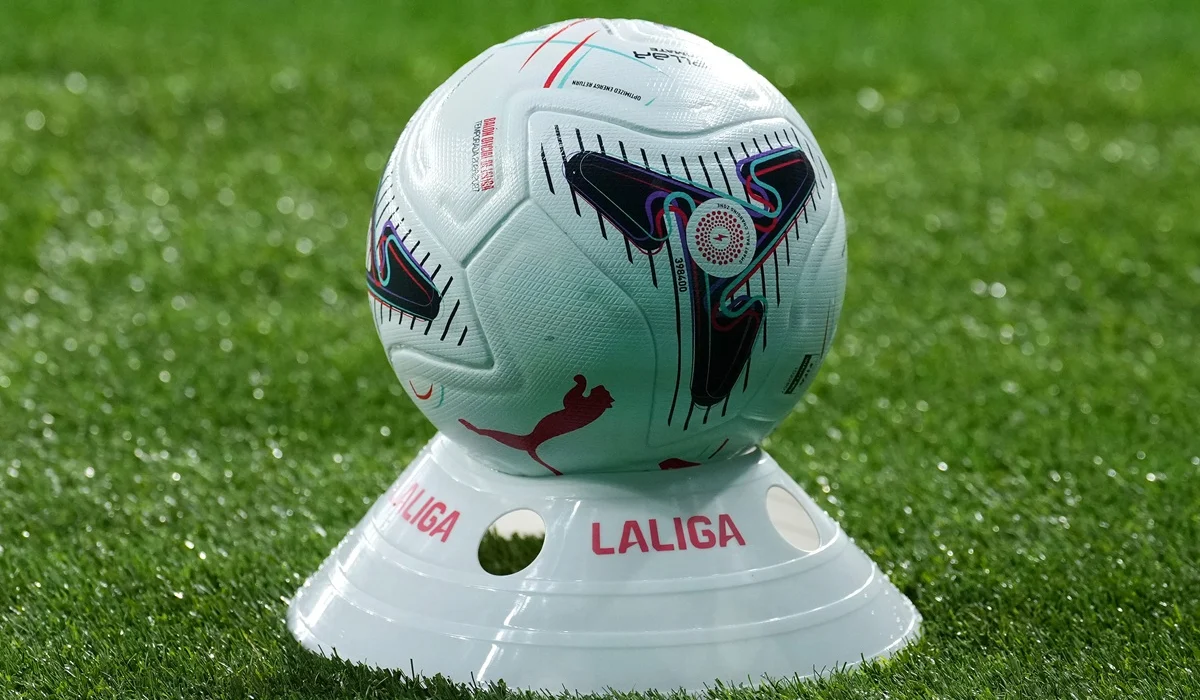 ¿Por qué se atrasan los horarios de los partidos de La Liga este domingo?